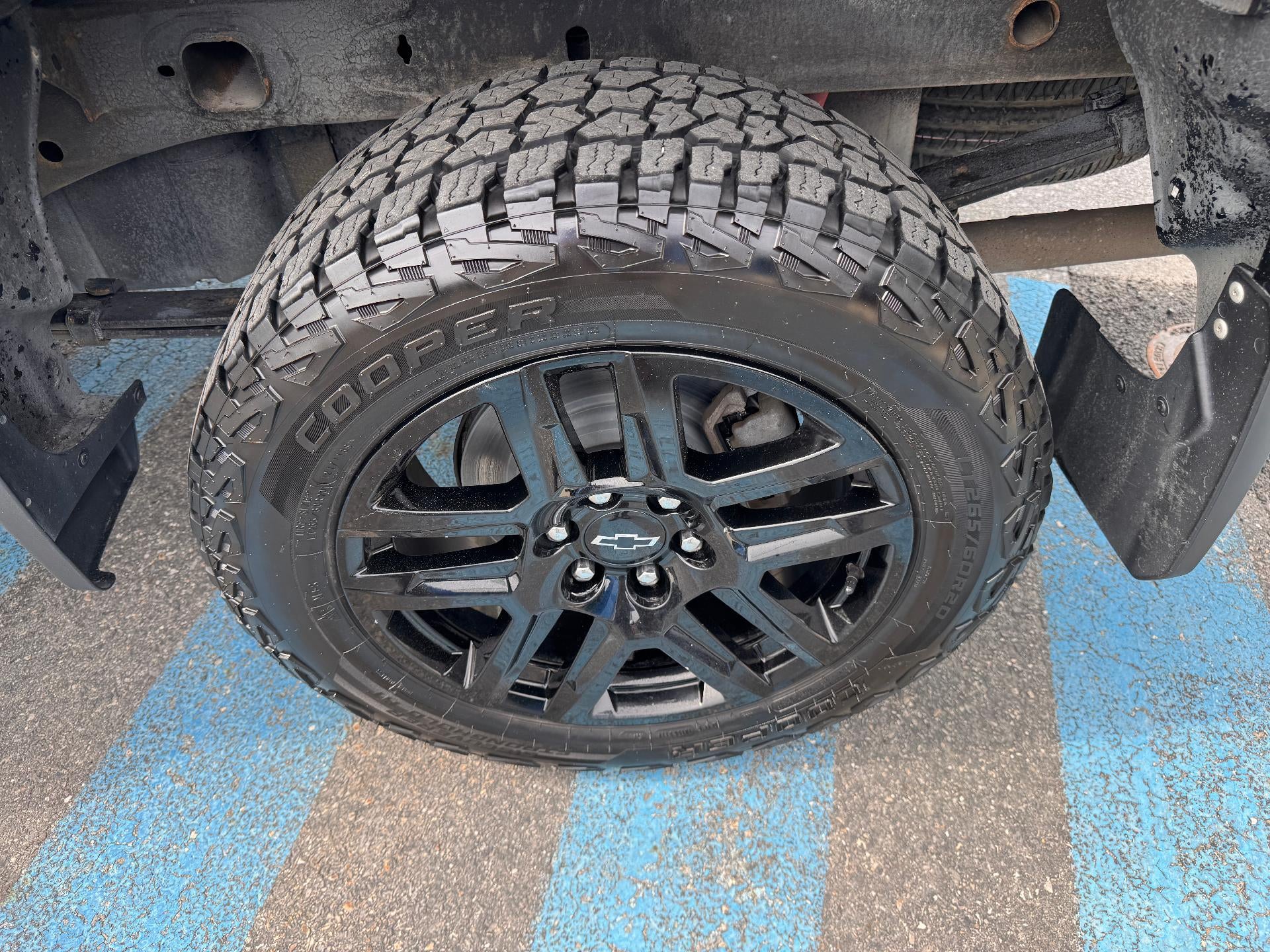 2021 Chevrolet Silverado 1500 LT / TRAIL BOSS / CREW / 5.3 LITER V8 / STANDARD BOX / LOCAL TRADE