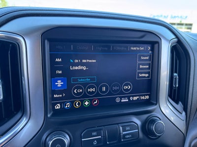 2020 Chevrolet Silverado 1500 LT / TRAIL BOSS / CREW / 5.3 LITER V8 / LEATHER / SUNROOF / SHORT BOX / 1 OWNER TRADE