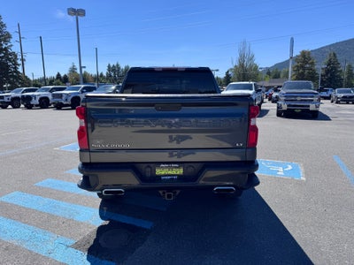 2020 Chevrolet Silverado 1500 LT / TRAIL BOSS / CREW / 5.3 LITER V8 / LEATHER / SUNROOF / SHORT BOX / 1 OWNER TRADE
