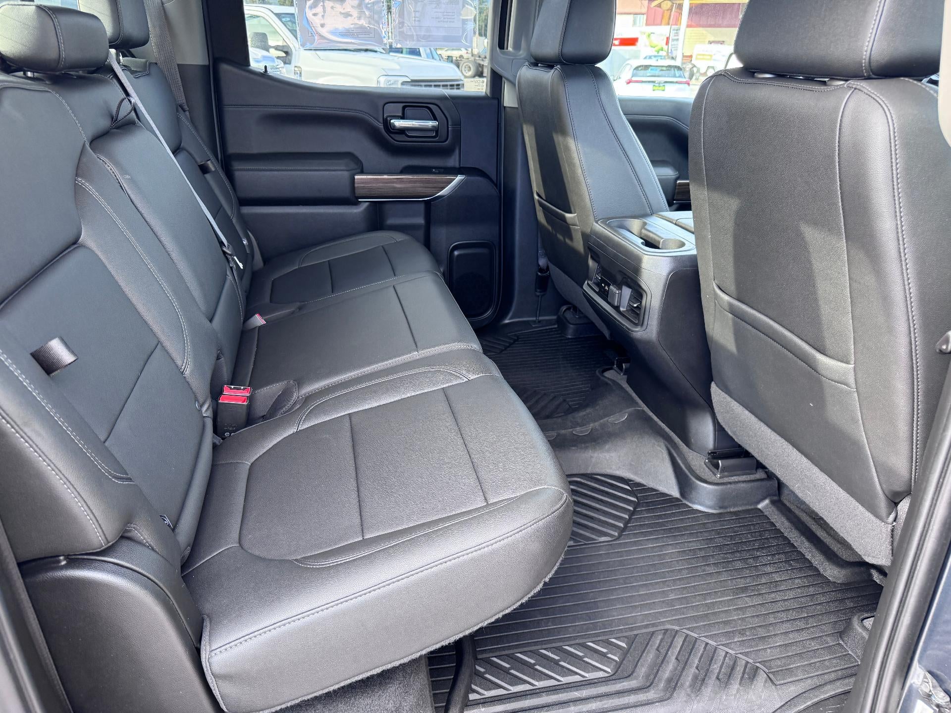 2022 Chevrolet Silverado 1500 LTD LT / TRAIL BOSS / CREW / 6.2 LITER V8 / SHORT BOX / 69K MILES / LOCAL TRADE