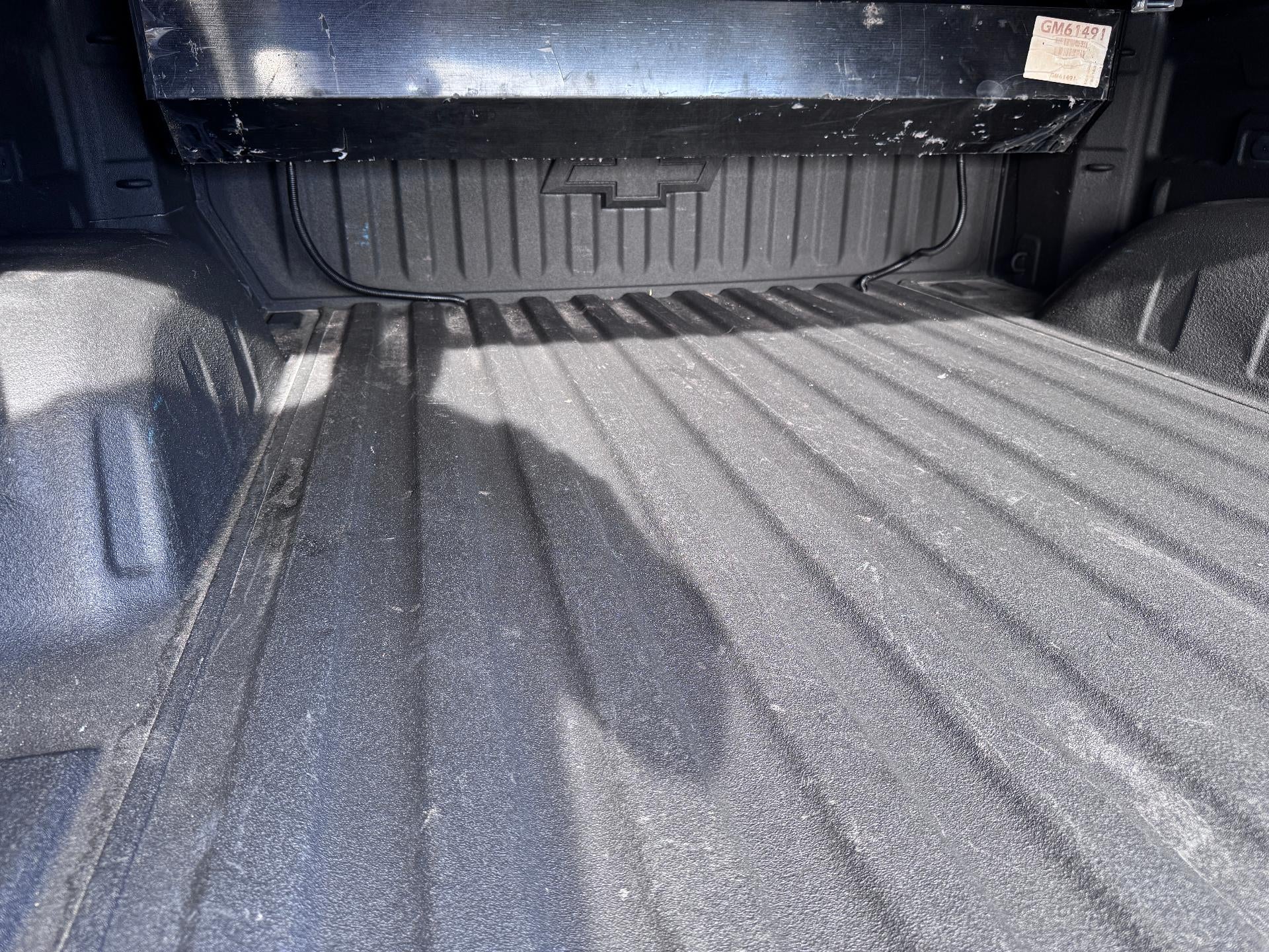 2022 Chevrolet Silverado 1500 LTD LT / TRAIL BOSS / CREW / 6.2 LITER V8 / SHORT BOX / 69K MILES / LOCAL TRADE