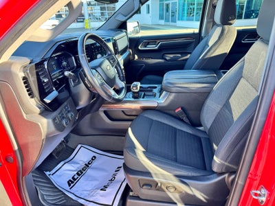 2023 Chevrolet Silverado 1500 LT / CREW / 5.3 LITER V8 / Z71 OFF ROAD / STANDARD BOX / 1 OWNER