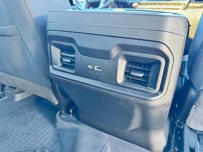 2023 Chevrolet Silverado 1500 LT / CREW / 5.3 LITER V8 / Z71 OFF ROAD / STANDARD BOX / 1 OWNER