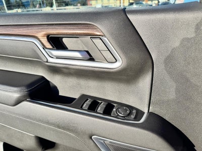 2023 Chevrolet Silverado 1500 LT / CREW / 5.3 LITER V8 / Z71 OFF ROAD / STANDARD BOX / 1 OWNER