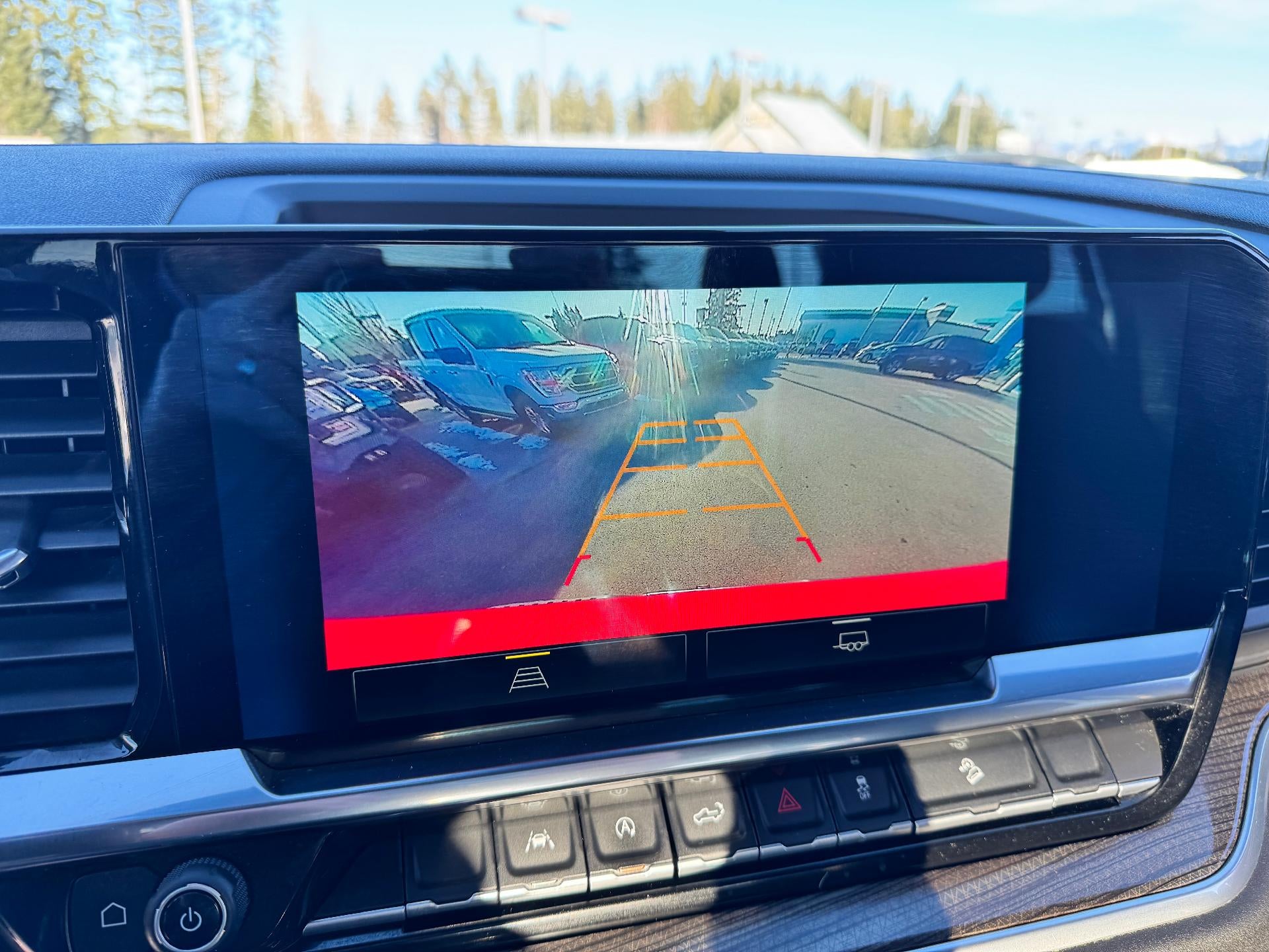 2023 Chevrolet Silverado 1500 LT / CREW / 5.3 LITER V8 / Z71 OFF ROAD / STANDARD BOX / 1 OWNER