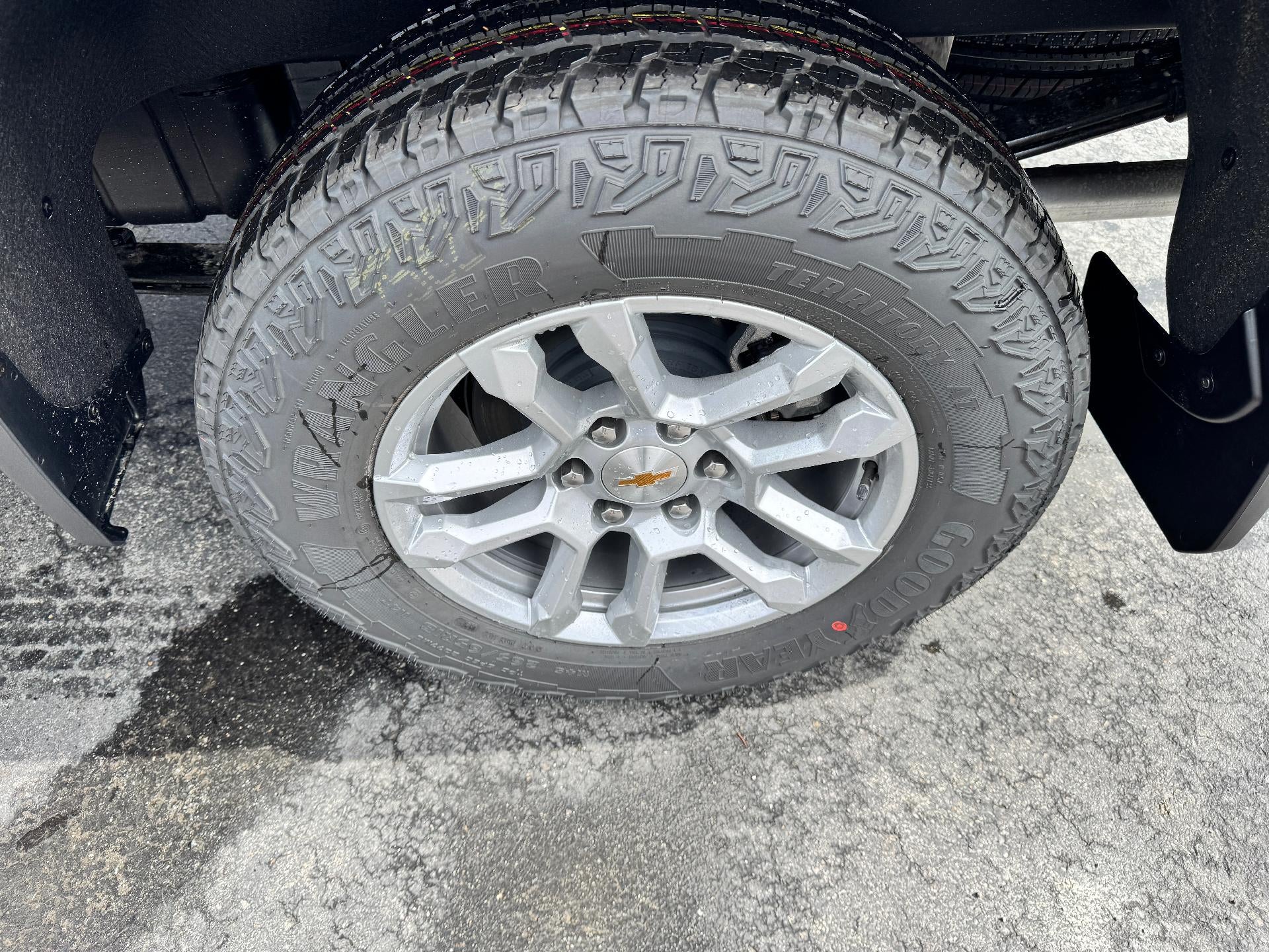 2026 Chevrolet Silverado 1500 LT / CREW / 5.3 LITER V8 / ADAPTIVE CRUISE / HEATED SEATS / STANDARD BOX