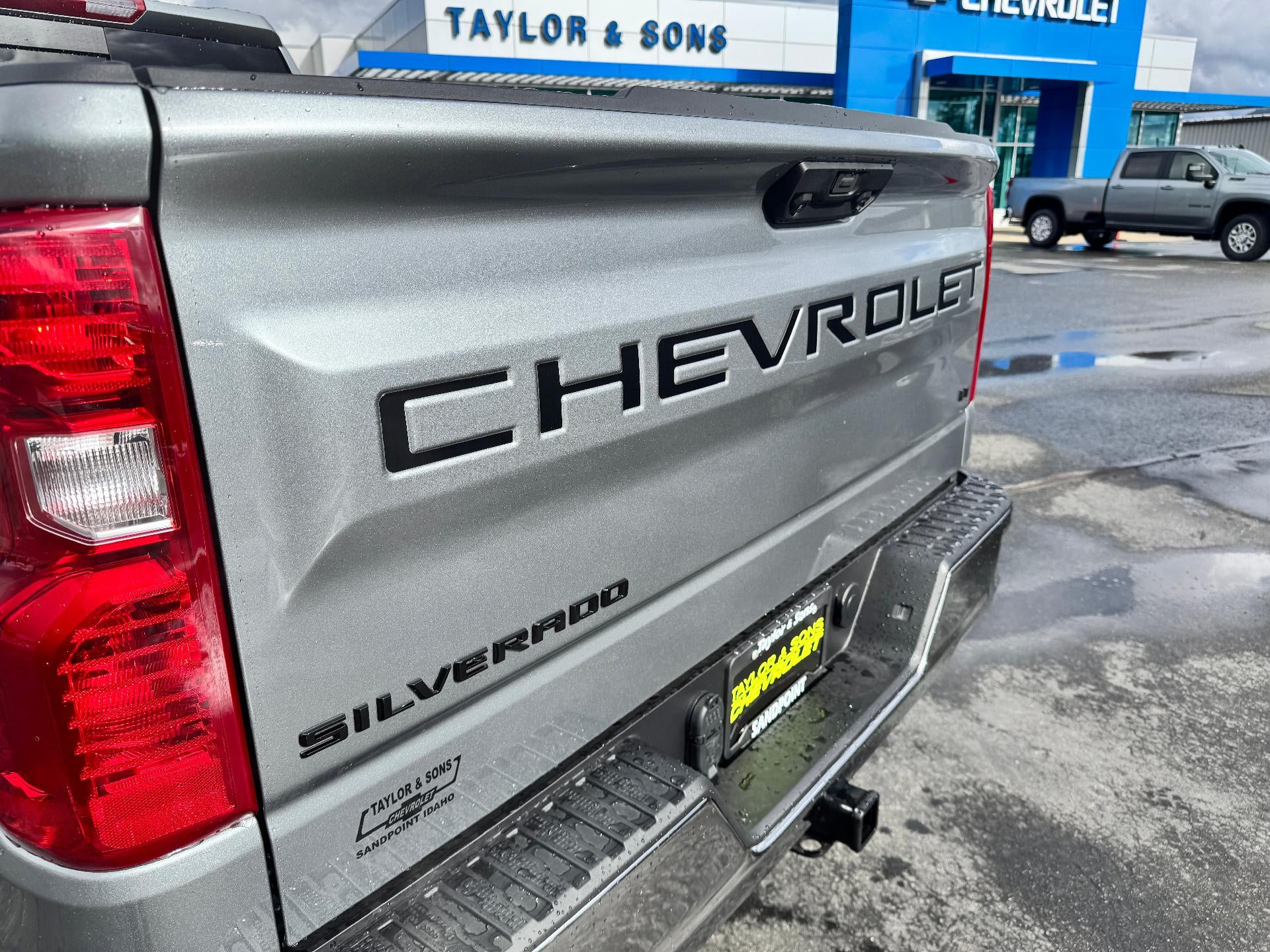 2026 Chevrolet Silverado 1500 LT / CREW / 5.3 LITER V8 / ADAPTIVE CRUISE / HEATED SEATS / STANDARD BOX