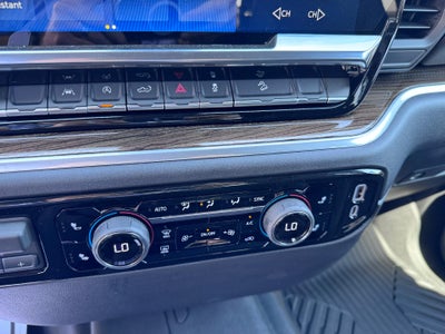 2026 Chevrolet Silverado 1500 LT / CREW / 5.3 LITER V8 / Z71 OFF ROAD / ADAPTIVE CRUISE / STANDARD BOX