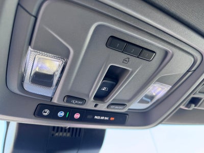 2026 Chevrolet Silverado 1500 LT / CREW / 5.3 LITER V8 / Z71 OFF ROAD / ADAPTIVE CRUISE / STANDARD BOX