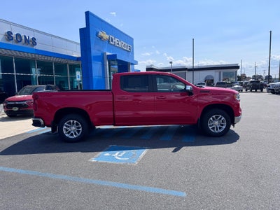 2026 Chevrolet Silverado 1500 LT / CREW / 5.3 LITER V8 / Z71 OFF ROAD / ADAPTIVE CRUISE / STANDARD BOX