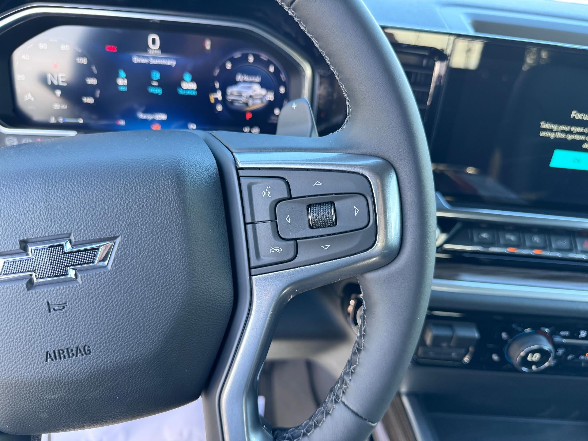 2026 Chevrolet Silverado 1500 RST / CREW / 5.3 LITER V8 / Z71 OFF ROAD / PREMIUM PCKG / DARK APPEARANCE