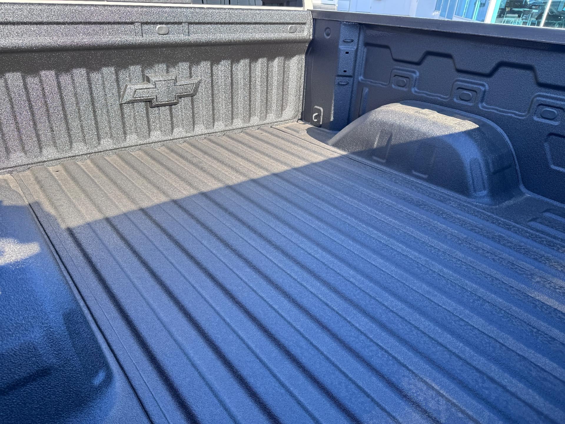 2026 Chevrolet Silverado 1500 RST / CREW / 5.3 LITER V8 / Z71 OFF ROAD / PREMIUM PCKG / DARK APPEARANCE