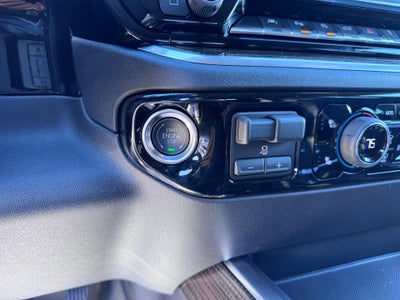 2026 Chevrolet Silverado 1500 RST / CREW / 5.3 LITER V8 / Z71 OFF ROAD / PREMIUM PCKG / DARK APPEARANCE
