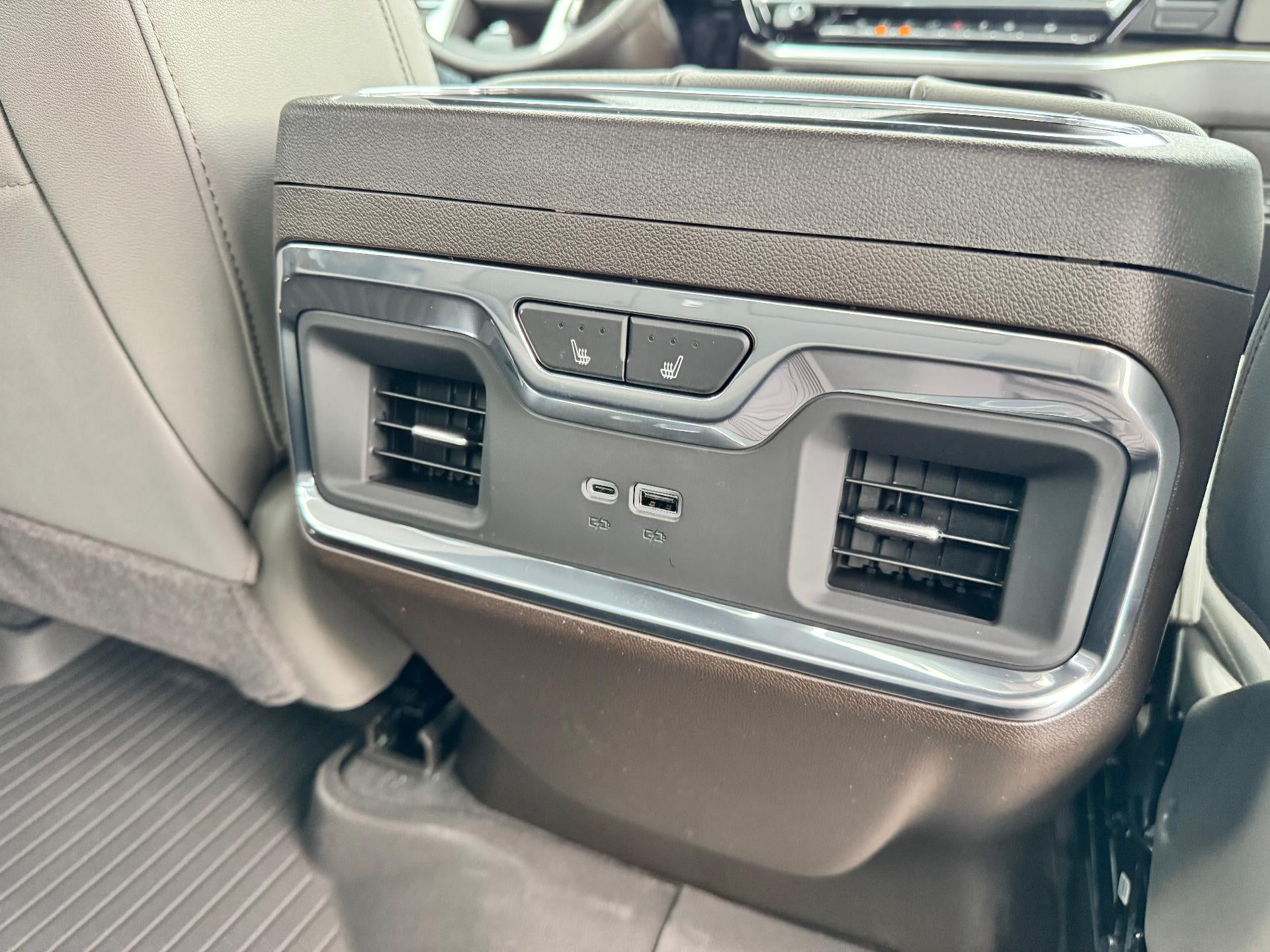 2026 Chevrolet Silverado 1500 LTZ / CREW / 5.3 LITER V8 / PREMIUM PCKG / Z71 OFF ROAD / SUNROOF / ADAPTIVE CRUISE / SHORT BOX