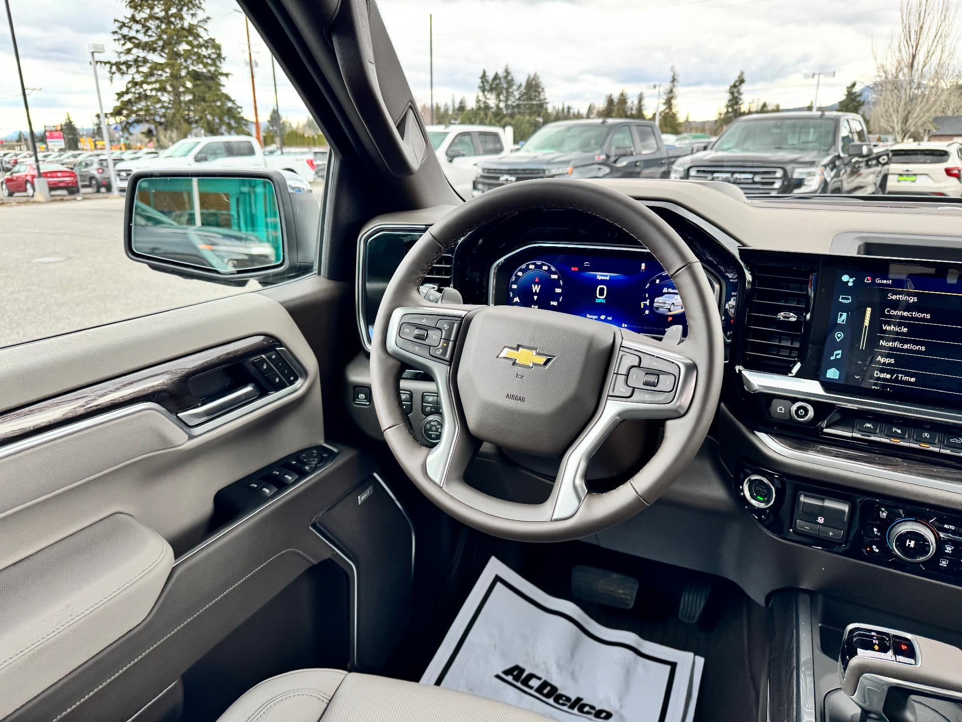 2026 Chevrolet Silverado 1500 LTZ / CREW / 5.3 LITER V8 / PREMIUM PCKG / Z71 OFF ROAD / SUNROOF / ADAPTIVE CRUISE / SHORT BOX