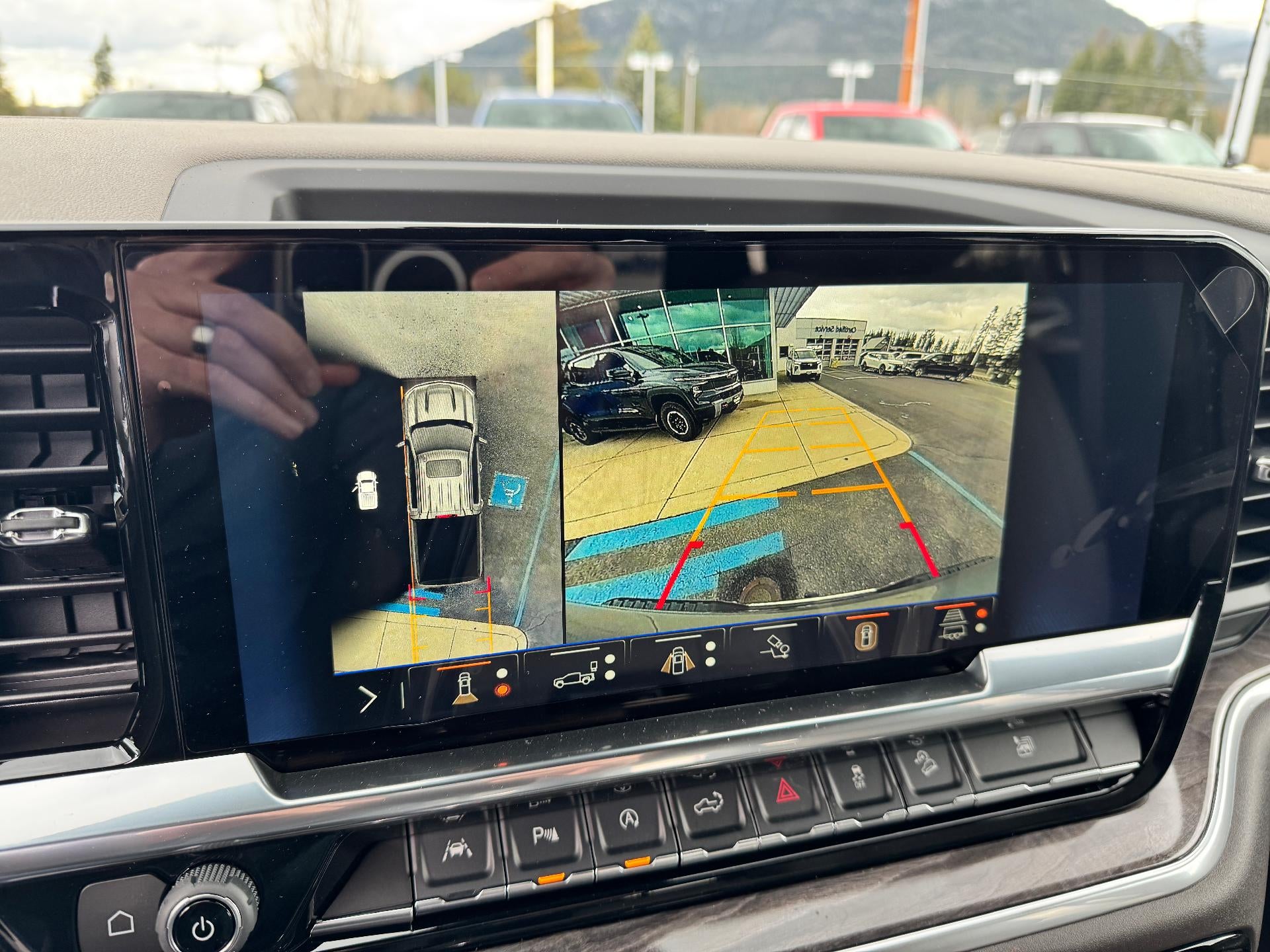 2026 Chevrolet Silverado 1500 LTZ / CREW / 5.3 LITER V8 / PREMIUM PCKG / Z71 OFF ROAD / SUNROOF / ADAPTIVE CRUISE / SHORT BOX