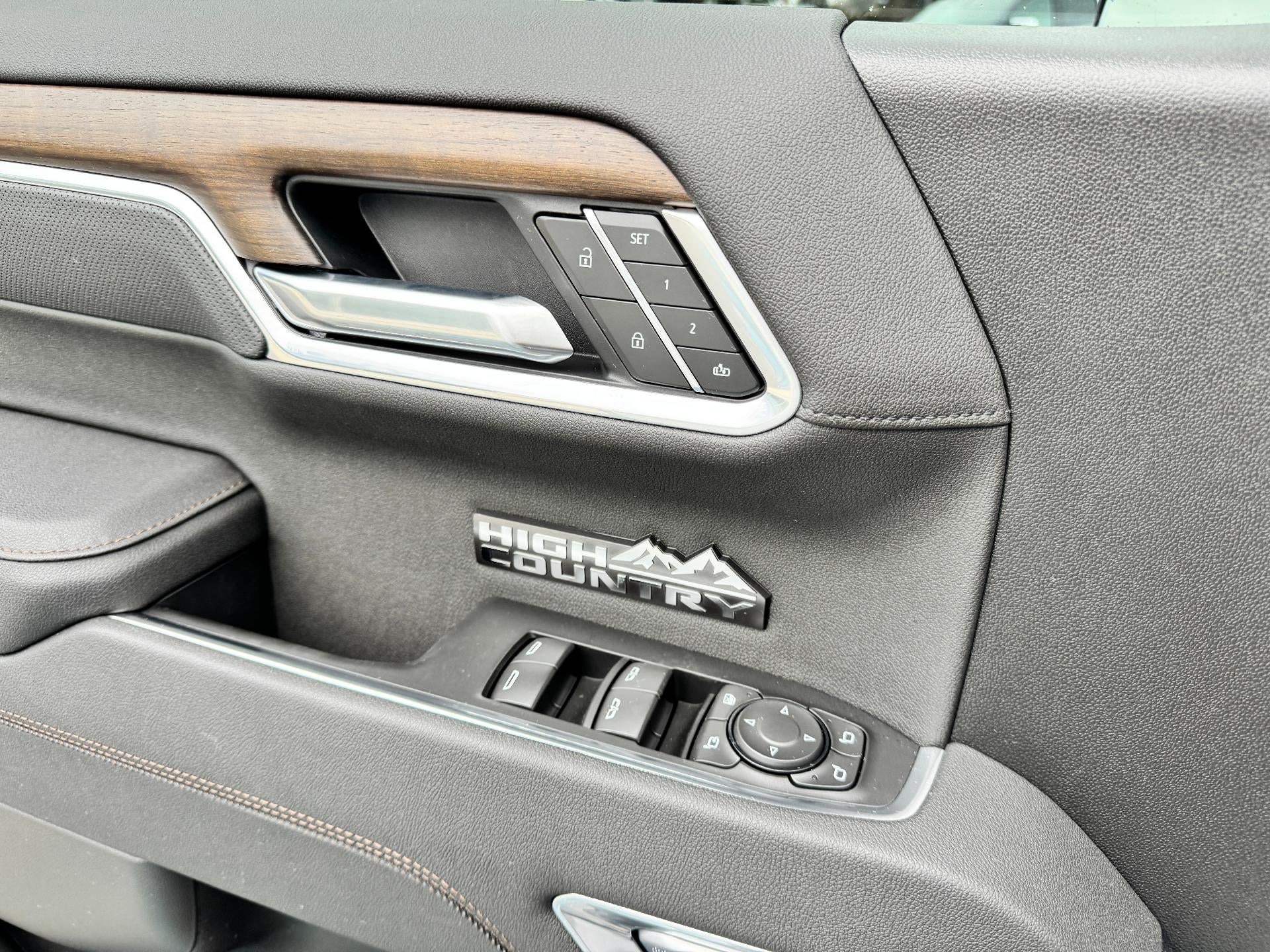 2026 Chevrolet Silverado 1500 HIGH COUNTRY / CREW / DMAX DIESEL / TECH PCKG / SUPER CRUISE / SHORT BOX