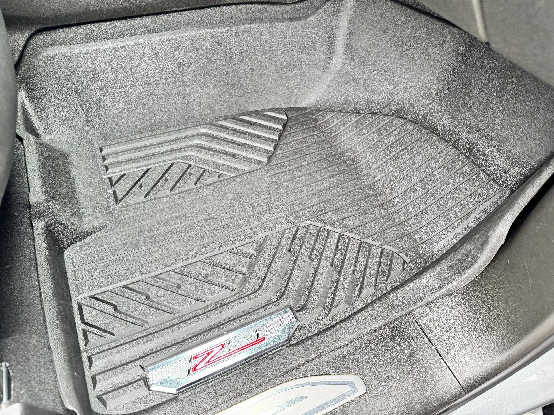 2021 Chevrolet Silverado 1500 LTZ / CREW / 5.3 LITER V8 / Z71 OFF ROAD / PREMIUM / STANDARD BOX