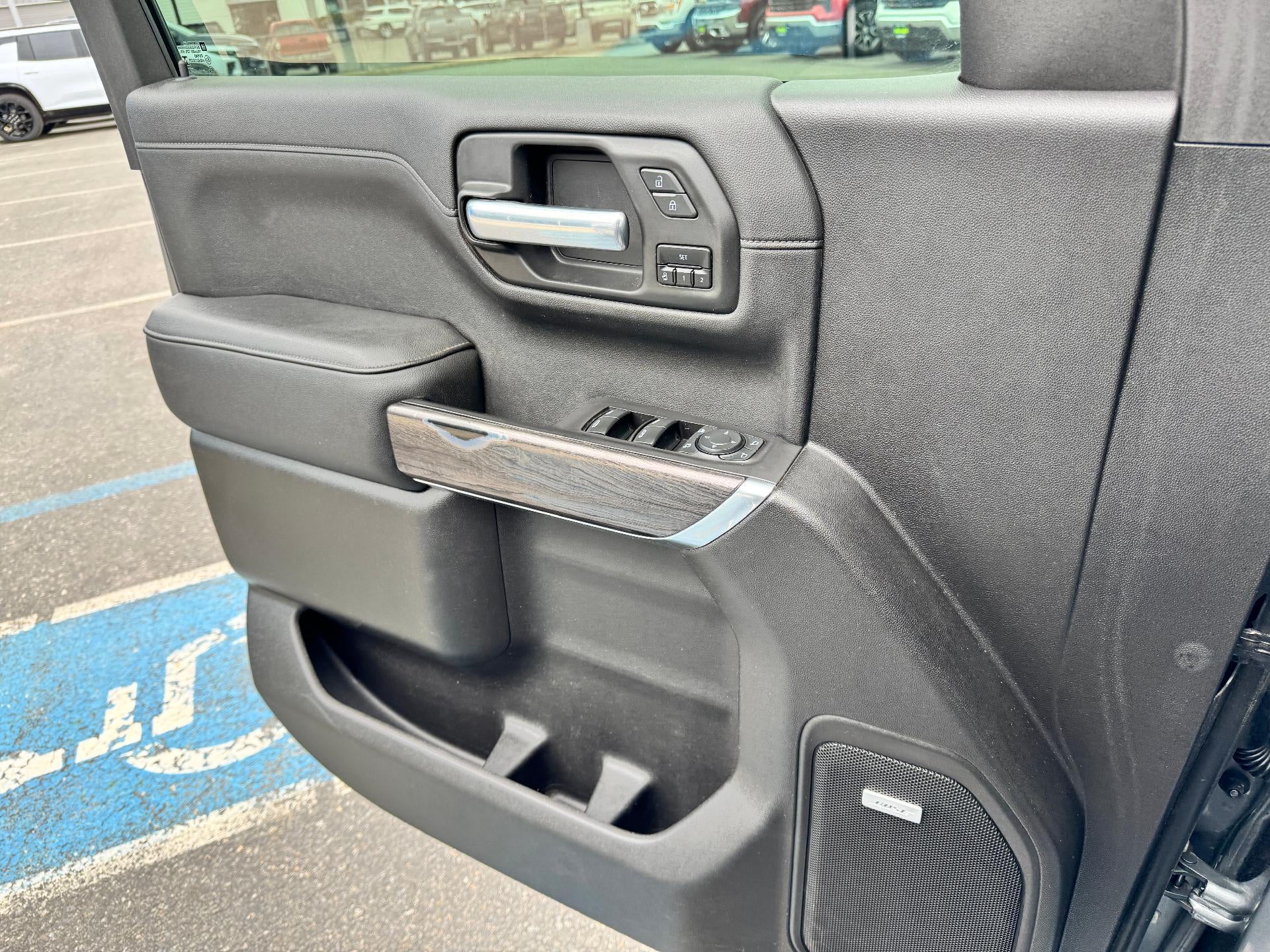 2021 Chevrolet Silverado 1500 LTZ / CREW / 5.3 LITER V8 / Z71 OFF ROAD / PREMIUM / STANDARD BOX