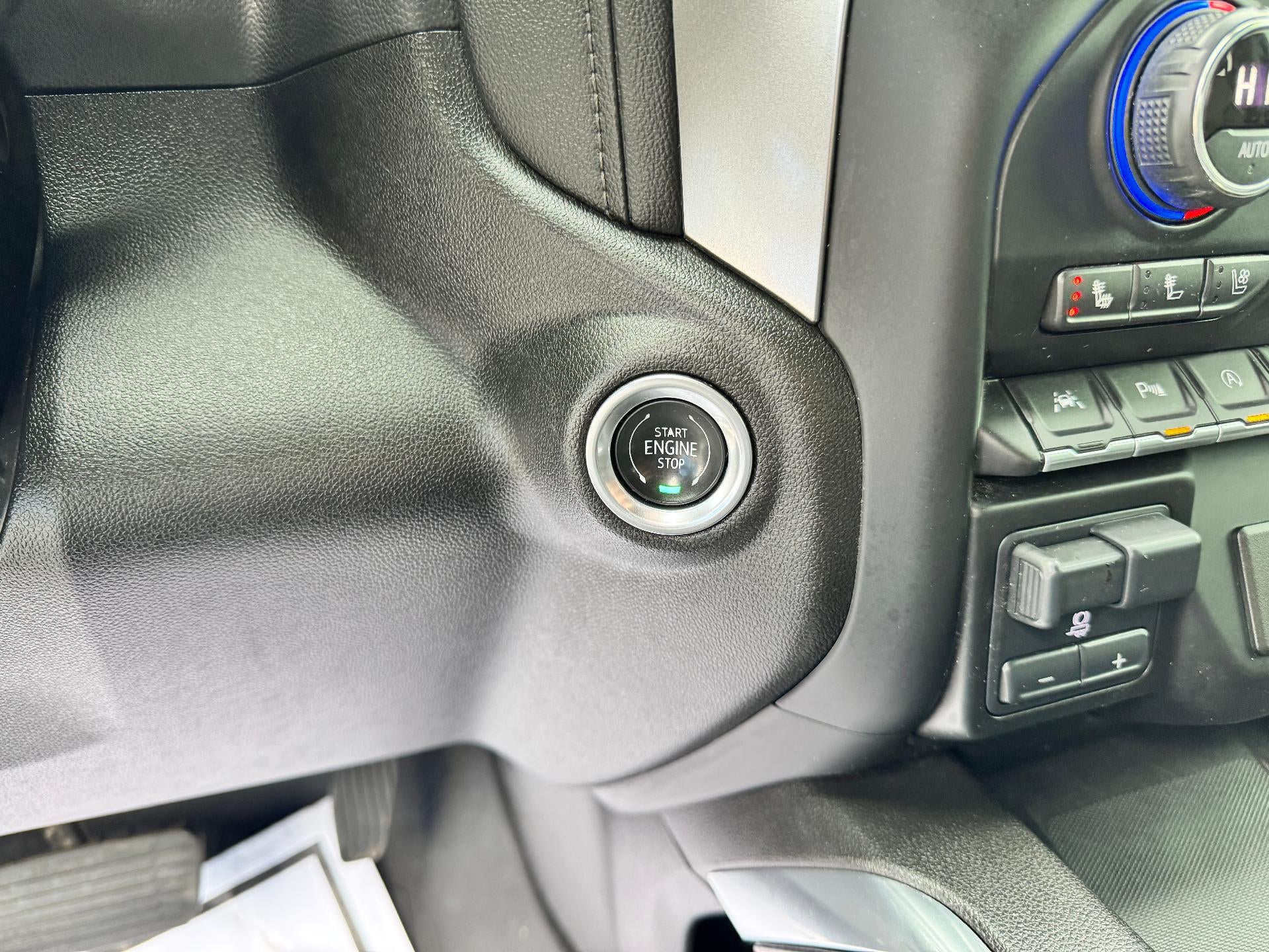 2021 Chevrolet Silverado 1500 LTZ / CREW / 5.3 LITER V8 / Z71 OFF ROAD / PREMIUM / STANDARD BOX