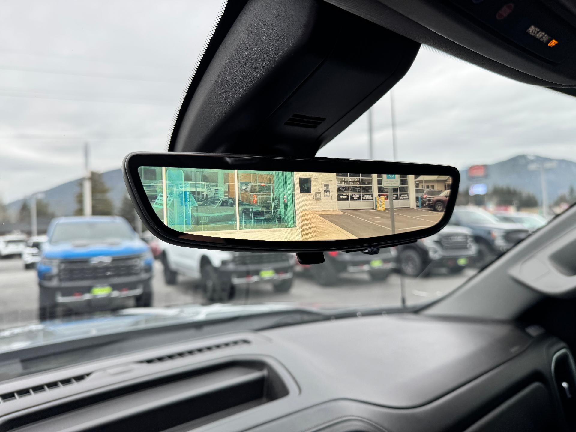 2021 Chevrolet Silverado 1500 LTZ / CREW / 5.3 LITER V8 / Z71 OFF ROAD / PREMIUM / STANDARD BOX