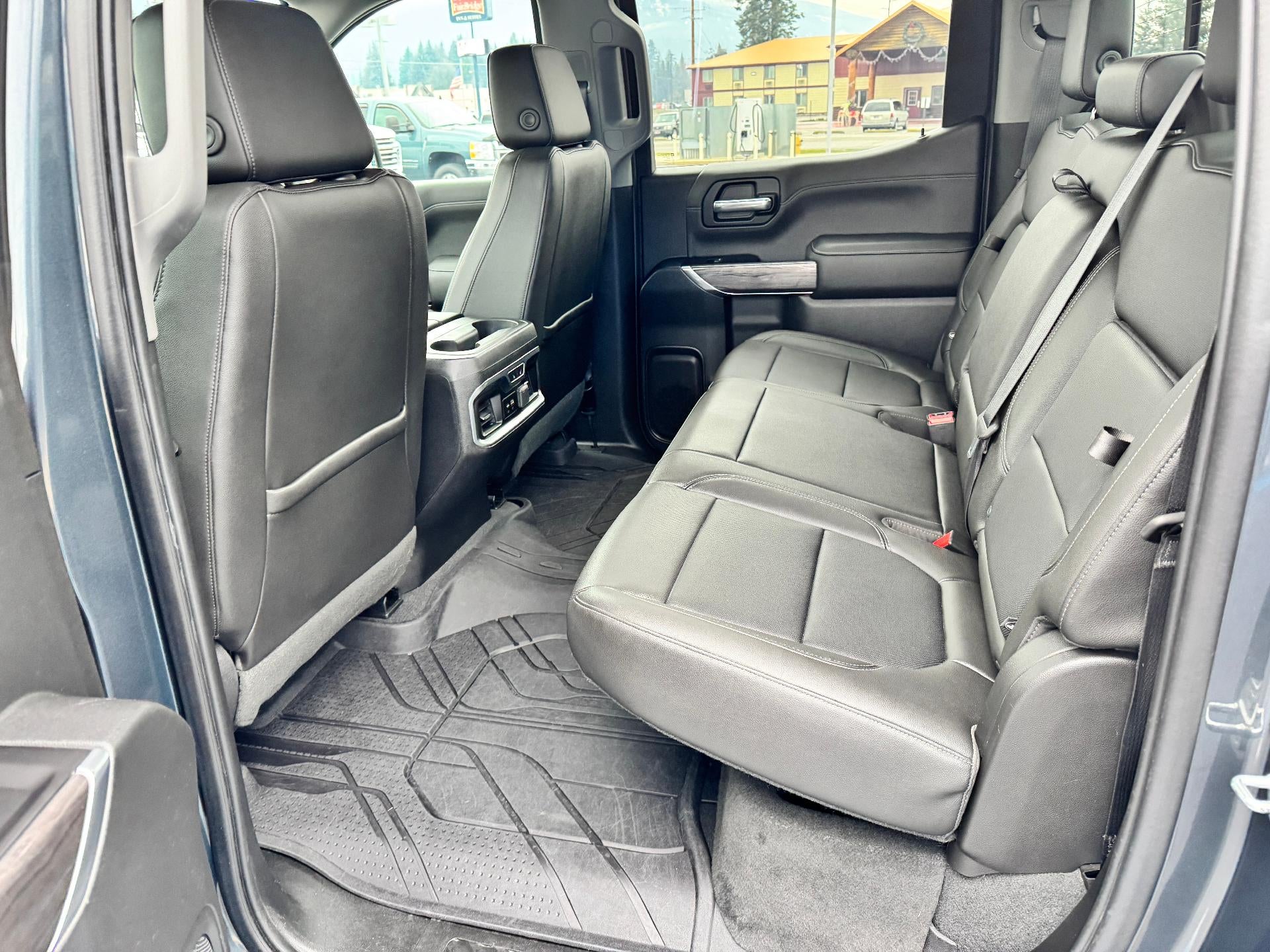 2019 Chevrolet Silverado 1500 LTZ / CREW / 6.2 LITER V8 / Z71 OFF ROAD / SHORT BOX / 45K MILES