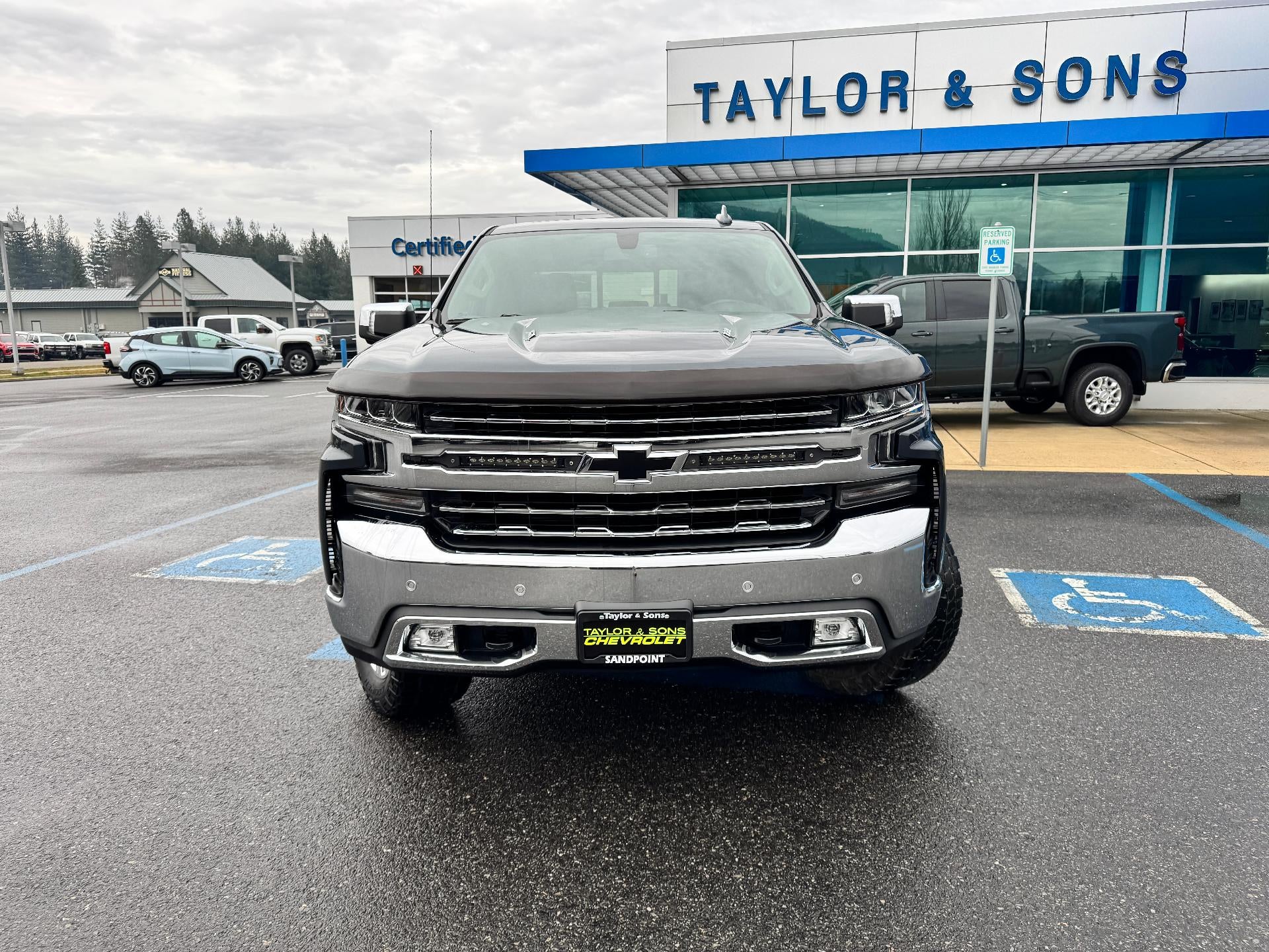 2019 Chevrolet Silverado 1500 LTZ / CREW / 6.2 LITER V8 / Z71 OFF ROAD / SHORT BOX / 45K MILES