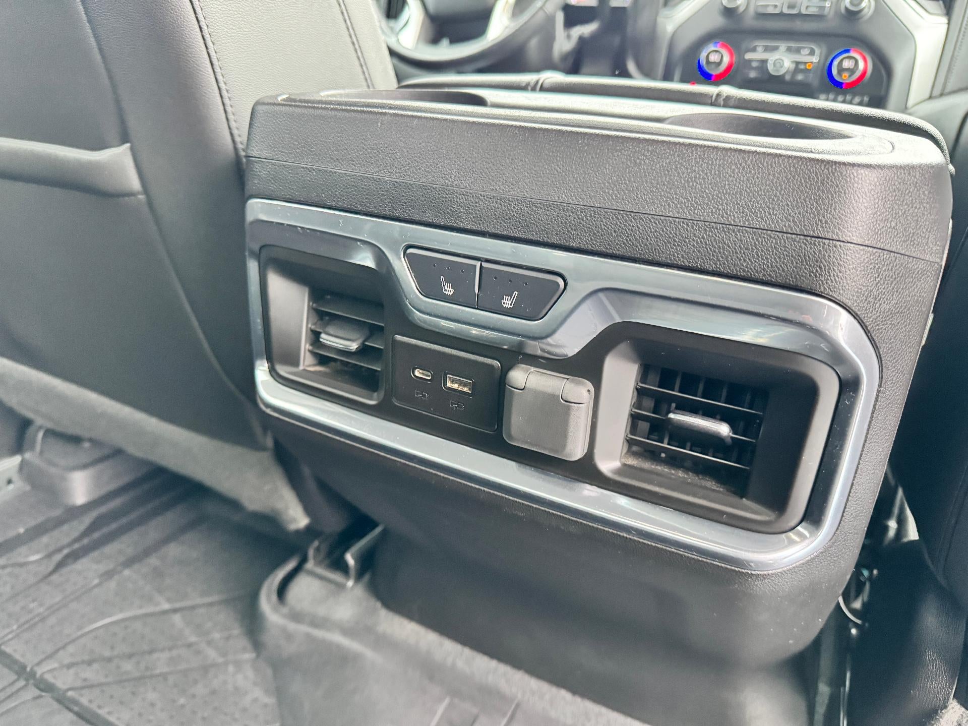 2019 Chevrolet Silverado 1500 LTZ / CREW / 6.2 LITER V8 / Z71 OFF ROAD / SHORT BOX / 45K MILES