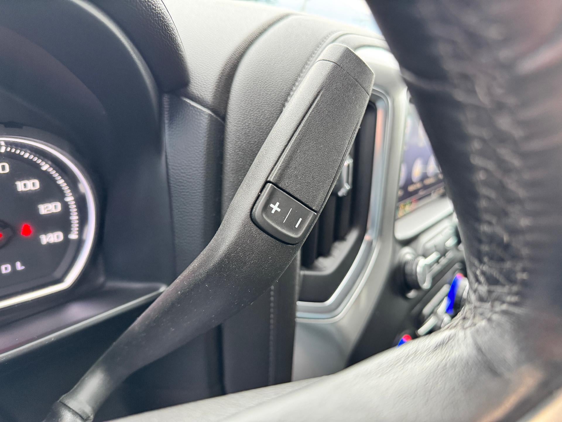 2019 Chevrolet Silverado 1500 LTZ / CREW / 6.2 LITER V8 / Z71 OFF ROAD / SHORT BOX / 45K MILES