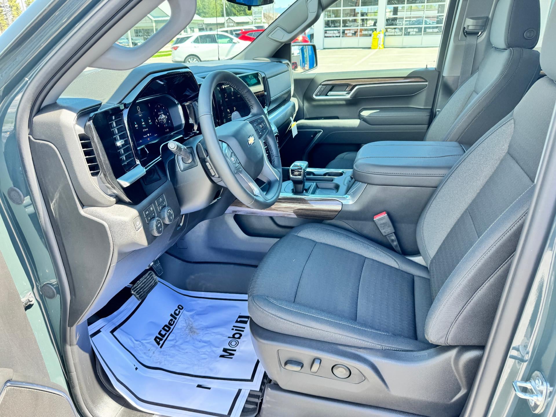 2026 Chevrolet Silverado 1500 LT / DOUBLE CAB / DMAX DIESEL / Z71 OFF ROAD / STANDARD BOX