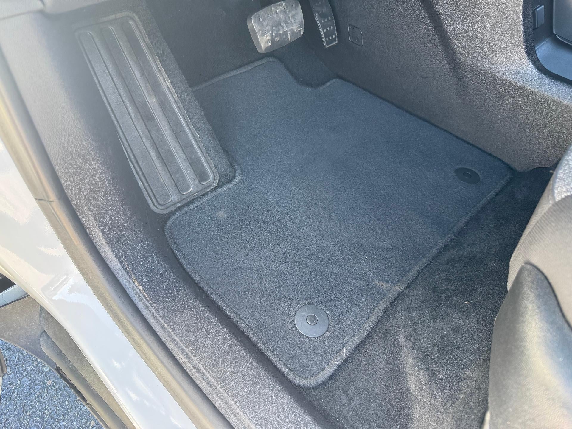 2025 GMC Acadia ELEVATION / ALL WHEEL DRIVE / ADAPTIVE CRUISE / SURROUND VISION / WARRANTY