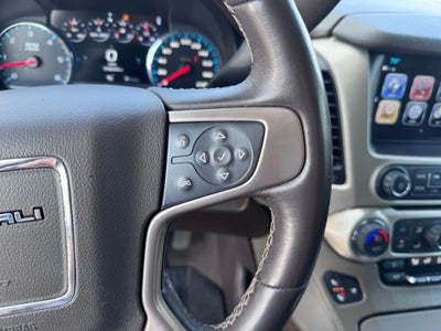 2019 GMC Yukon XL DENALI / 6.2 LITER V8 / NAVIGATION / REAR SEAT DVD / SUNROOF / LOCAL TRADE