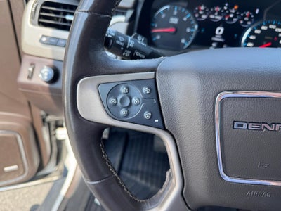 2019 GMC Yukon XL DENALI / 6.2 LITER V8 / NAVIGATION / REAR SEAT DVD / SUNROOF / LOCAL TRADE
