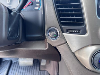 2019 GMC Yukon XL DENALI / 6.2 LITER V8 / NAVIGATION / REAR SEAT DVD / SUNROOF / LOCAL TRADE