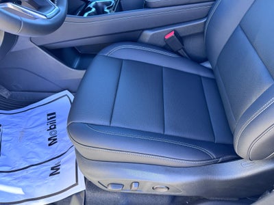 2026 Chevrolet Traverse LT / AWD / MIDNIGHT PCKG / LEATHER / SURROUND VISION / ADAPTIVE CRUISE