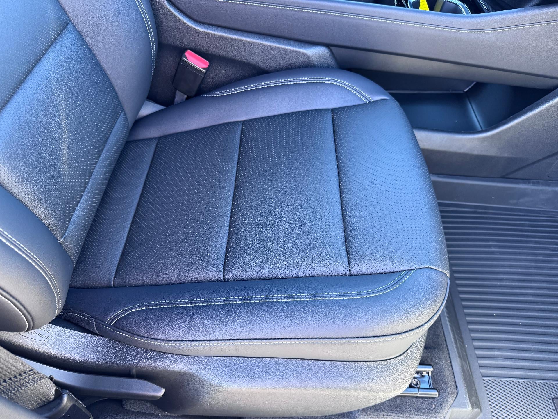 2026 Chevrolet Traverse LT / AWD / MIDNIGHT PCKG / LEATHER / SURROUND VISION / ADAPTIVE CRUISE