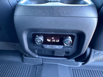 2026 Chevrolet Traverse LT / AWD / MIDNIGHT PCKG / LEATHER / SURROUND VISION / ADAPTIVE CRUISE