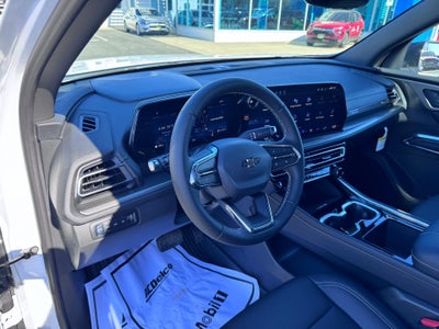 2026 Chevrolet Traverse LT / AWD / MIDNIGHT PCKG / LEATHER / SURROUND VISION / ADAPTIVE CRUISE