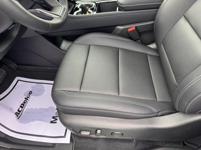 2026 Chevrolet Traverse LT / AWD / PANO SUNROOF / SURROUND VISION / ADAPTIVE CRUISE / LEATHER