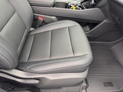2026 Chevrolet Traverse LT / AWD / PANO SUNROOF / SURROUND VISION / ADAPTIVE CRUISE / LEATHER