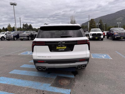 2026 Chevrolet Traverse LT / AWD / PANO SUNROOF / SURROUND VISION / ADAPTIVE CRUISE / LEATHER