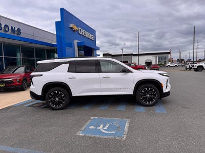 2026 Chevrolet Traverse LT / AWD / PANO SUNROOF / SURROUND VISION / ADAPTIVE CRUISE / LEATHER