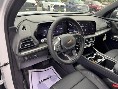 2026 Chevrolet Traverse LT / AWD / PANO SUNROOF / SURROUND VISION / ADAPTIVE CRUISE / LEATHER