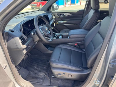 2026 Chevrolet Traverse LT / AWD / LEATHER / 8 PASSENGER / ADAPTIVE CRUISE / SURROUND VISION