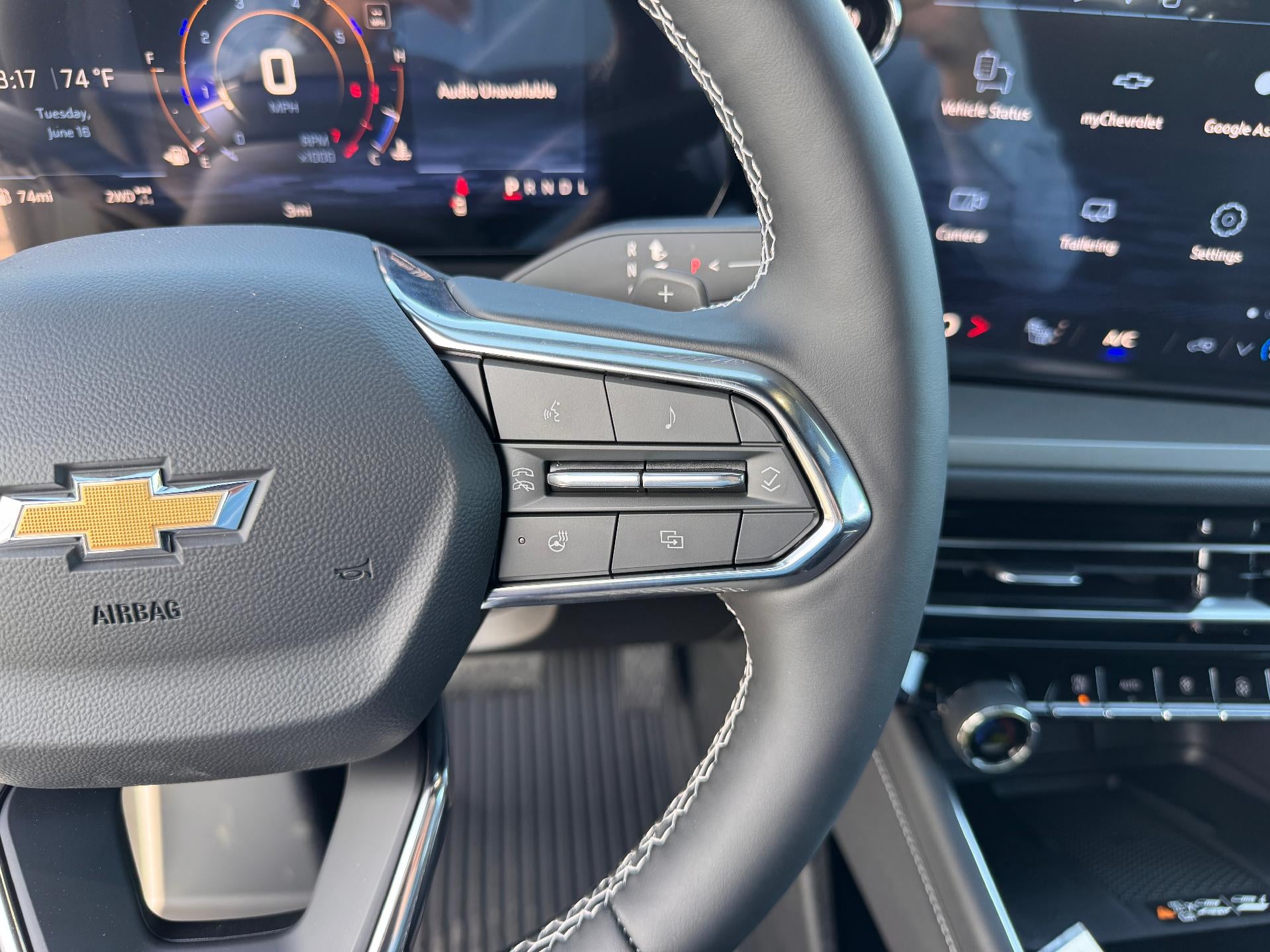 2026 Chevrolet Traverse LT / AWD / LEATHER / 8 PASSENGER / ADAPTIVE CRUISE / SURROUND VISION