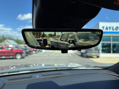 2026 Chevrolet Traverse LT / AWD / LEATHER / 8 PASSENGER / ADAPTIVE CRUISE / SURROUND VISION