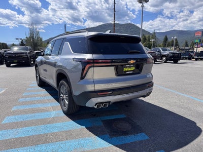 2026 Chevrolet Traverse LT / AWD / LEATHER / 8 PASSENGER / ADAPTIVE CRUISE / SURROUND VISION
