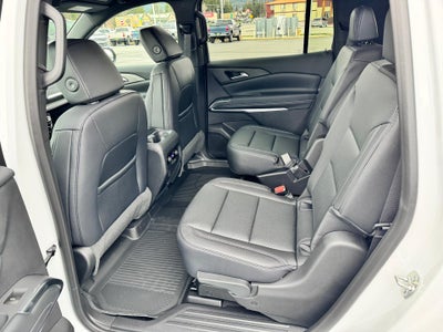 2026 Chevrolet Traverse LT / AWD / MIDNIGHT PCKG / SURROUND VISION / ADAPTIVE CRUISE