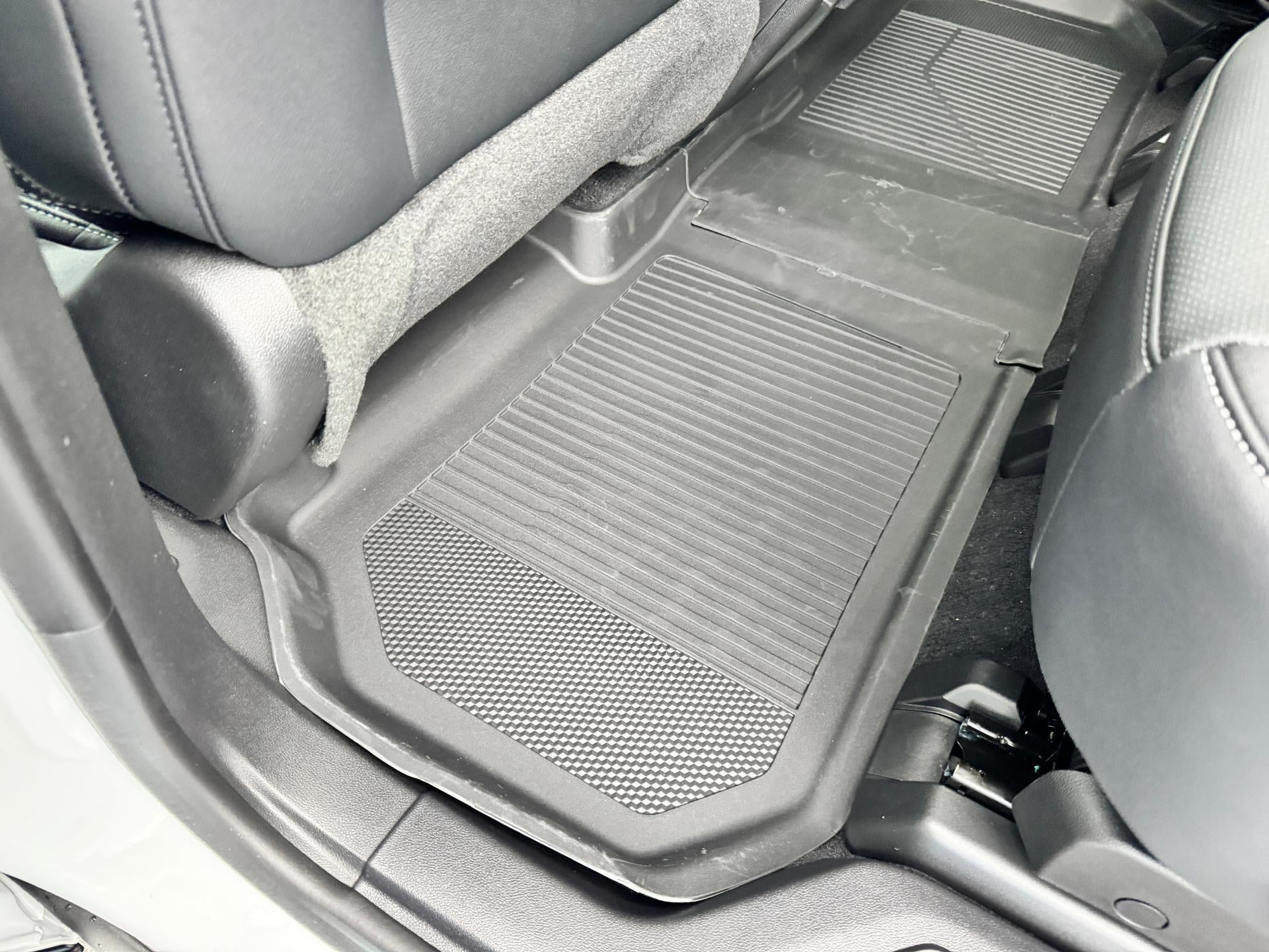 2026 Chevrolet Traverse LT / AWD / MIDNIGHT PCKG / SURROUND VISION / ADAPTIVE CRUISE