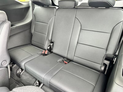 2026 Chevrolet Traverse LT / AWD / MIDNIGHT PCKG / SURROUND VISION / ADAPTIVE CRUISE